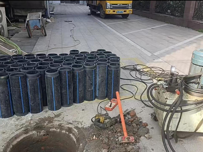 贵州PE置换管厂家 DN315置换管 非开挖管短管置换